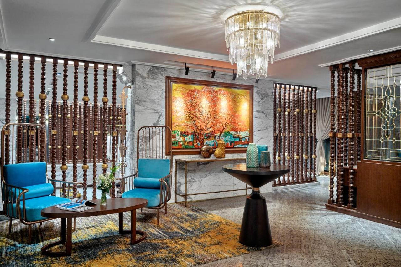 Peridot Grand Luxury Boutique Hotel Hanói Exterior foto The lobby of the hotel